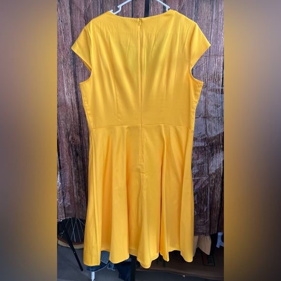 GUC Bbonlinedress Vintage Inspired Dress - Picture 2 of 2